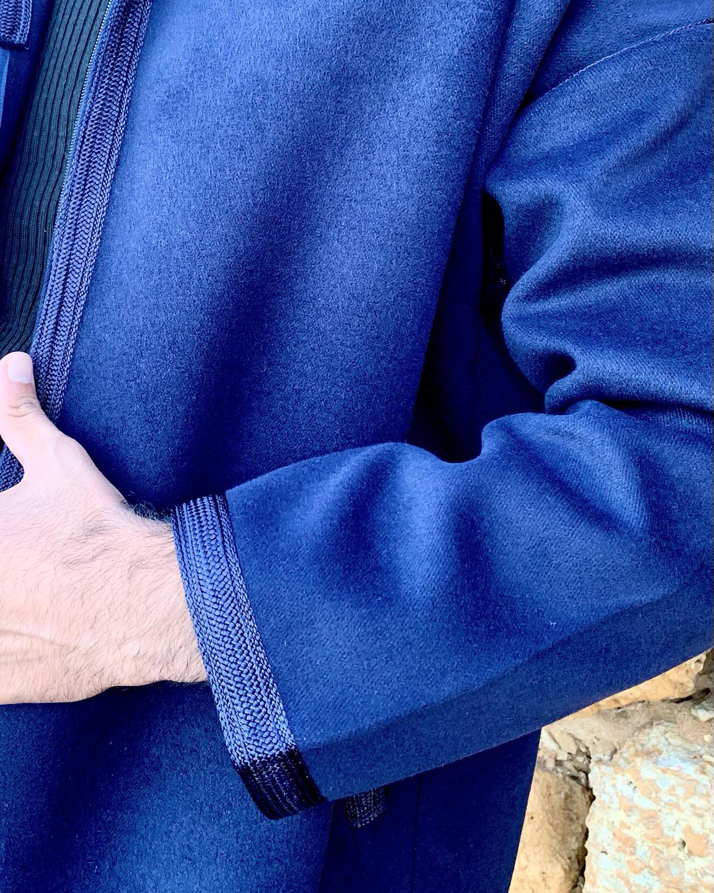Veste a Capuche Traditionnel – Image 3
